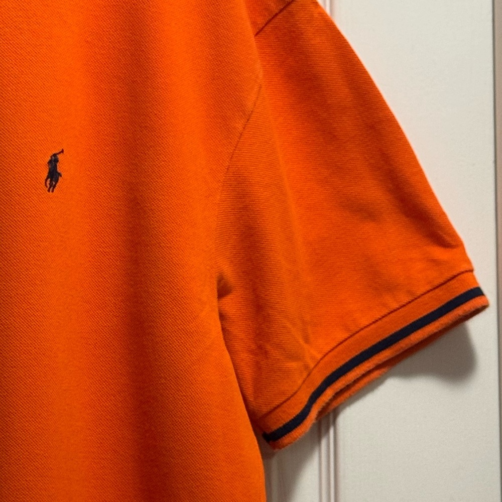 Like New Men’s Polo by Ralph Lauren Short Sleeve Shirt Size Large - Picture 3 of 6